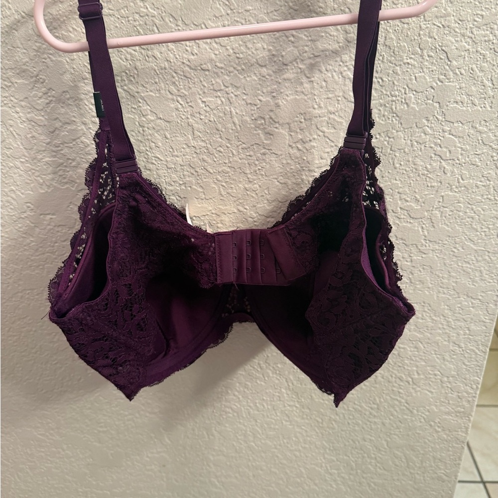 Victoria’s Secret Purple Lace Body By Victoria Bra - Picture 5 of 7
